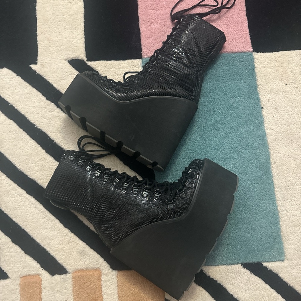 Club EXx sparkle traitor platform boots